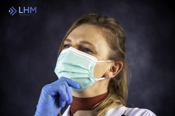 Fluid Resistant Procedure Mask